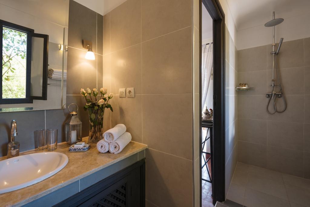 Villa Dinari Douar Caid Layadi Екстер'єр фото